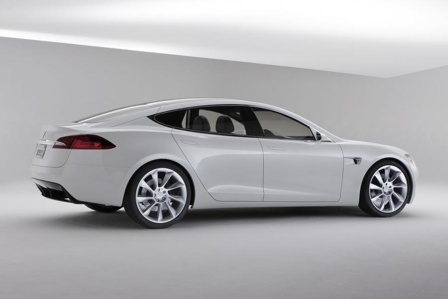  Tesla Model S 2009 года  (фото 33 из 44)